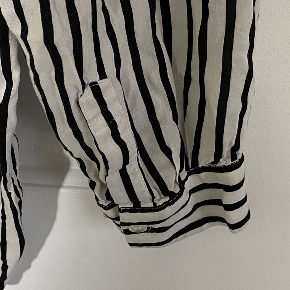 Love and Legend Long Sleeve Striped Shirt - Picture 4 of 5